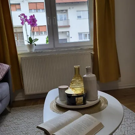 Check In Rebro Apartment Zagreb Exterior photo