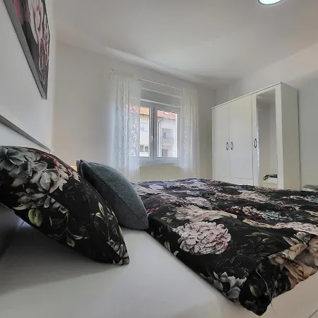 Check In Rebro Apartment Zagreb Exterior photo