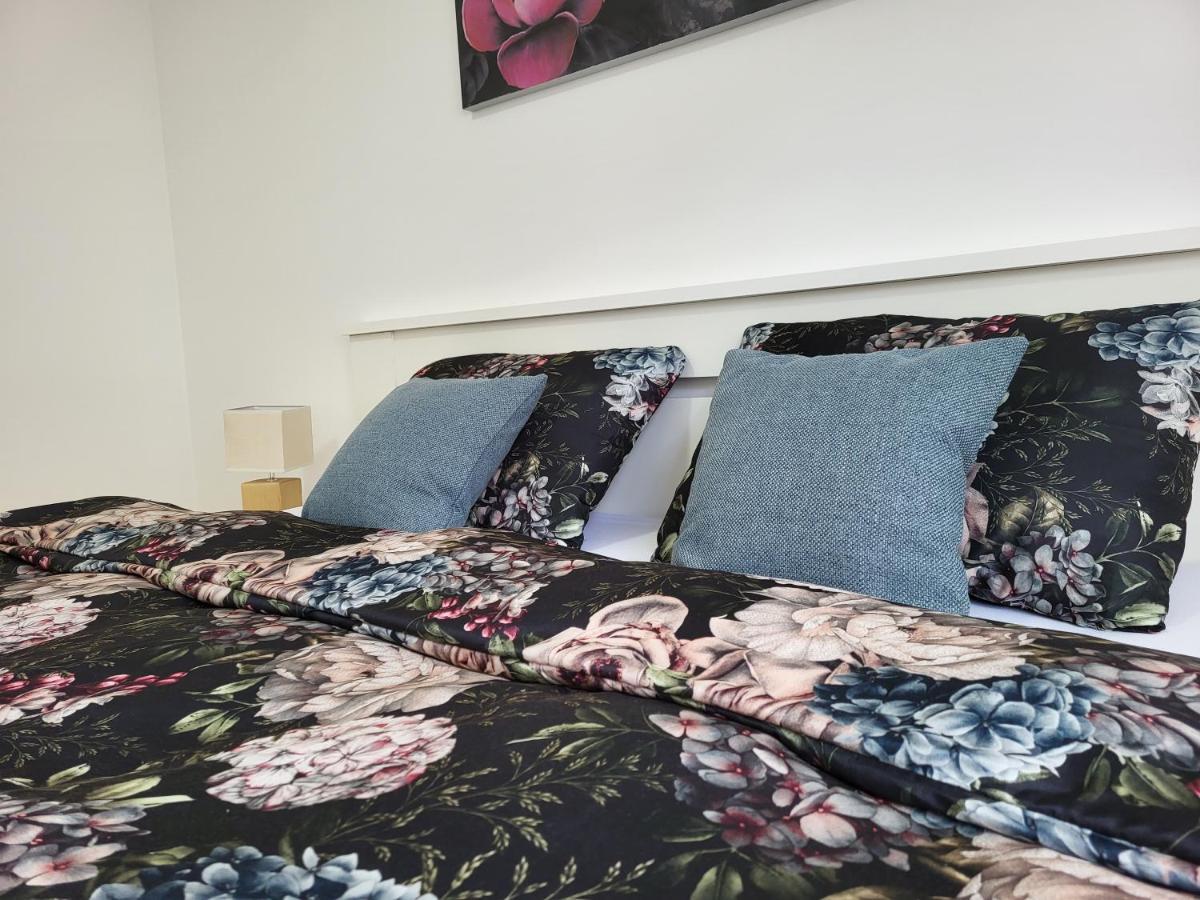 Check In Rebro * Zagreb