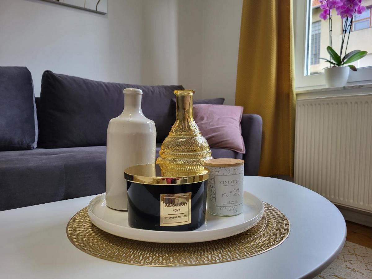 Check In Rebro Apartment *